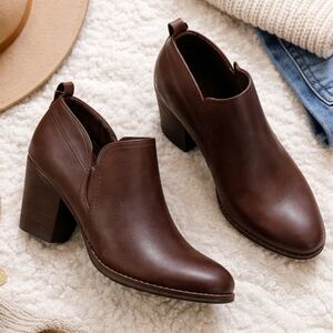 BareTraps Chocolate Brown Heeled Ankle Boots
